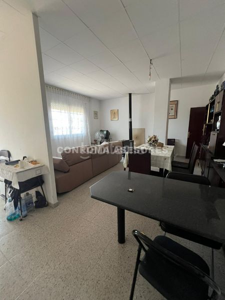 Foto ff0c955f-983b-4e81-b63e-1cba5bda82dd. Haus mit parking in Riudarenes