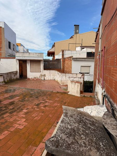 Foto d55609eb-45a9-4f87-a7c5-752c1cbff887. Casa a Els Pavos Blanes