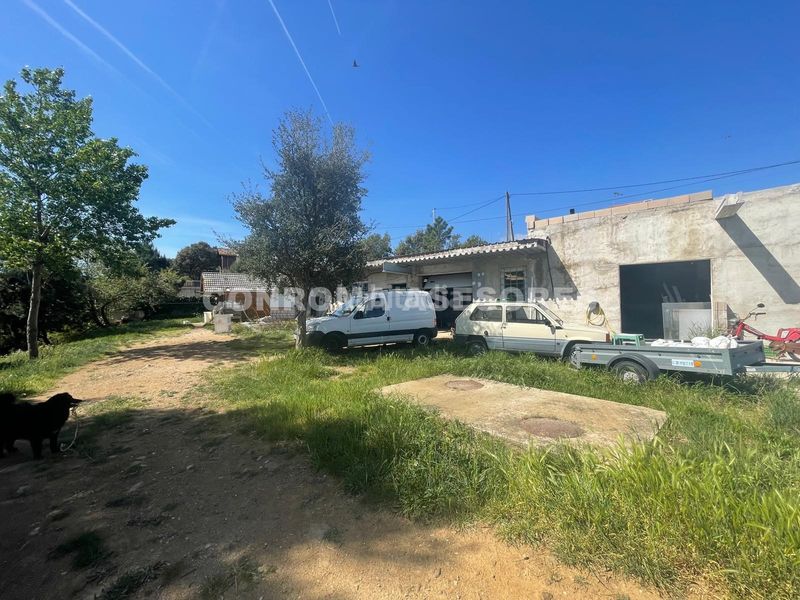 Foto 833590ee-6abd-472a-a2df-95ca670eef93. Casa amb xemeneia aparcament a Llagostera