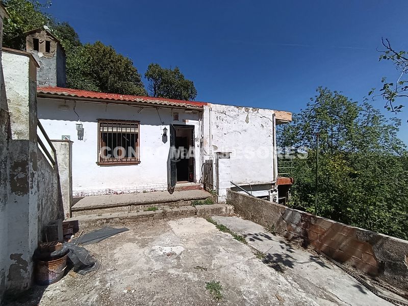 Foto dc08d353-06ed-456f-9130-d4583a6754eb. Casa amb xemeneia a Niàgara Parc -Àgora Parc Tordera