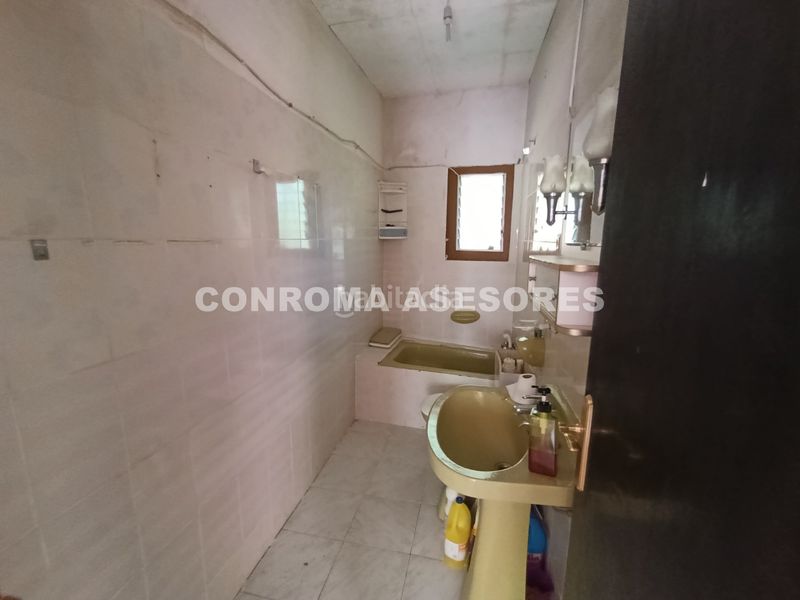 Foto ee690603-4bb7-414b-b9b3-ecf1fc3edf7a. Casa amb xemeneia a Niàgara Parc -Àgora Parc Tordera