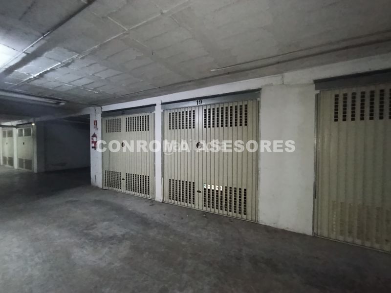 Foto 1aecea91-f7c8-4c94-bfe8-a6f706e35913. Aparcament cotxe a Malgrat de Mar