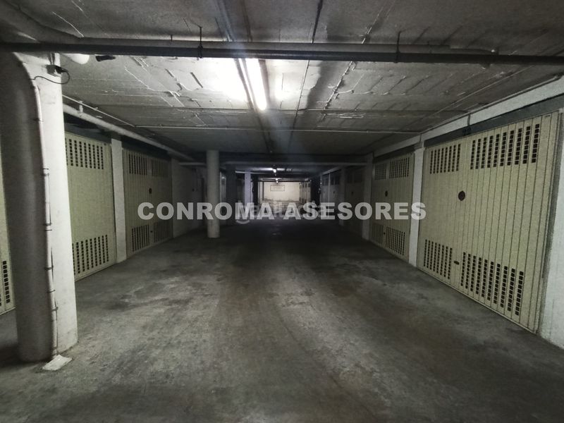 Foto 453dd219-a2a4-40f7-b61c-d331289b0161. Aparcament cotxe a Malgrat de Mar