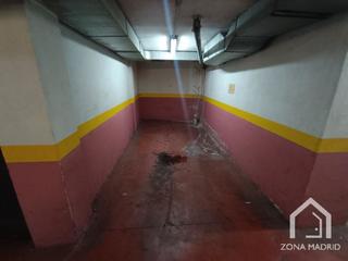 Parking coche  Calle de canarias. Zona madrid real estate vende en exclusiva amplia plaza de garaj