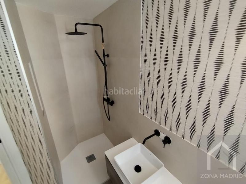 Foto b55b26c7-fb92-46e3-abeb-99210a7ed7b9. Piso en Goya Madrid