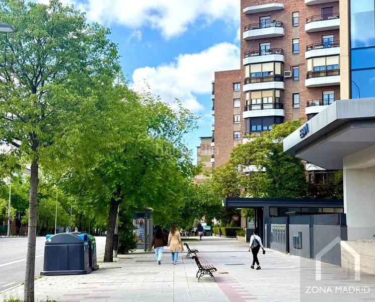 Foto 069a6b40-a825-42c8-ba1b-89611d6b8017. Piso zona real estate, vende en exclusiva espectacular piso séptima planta muy luminoso en Madrid