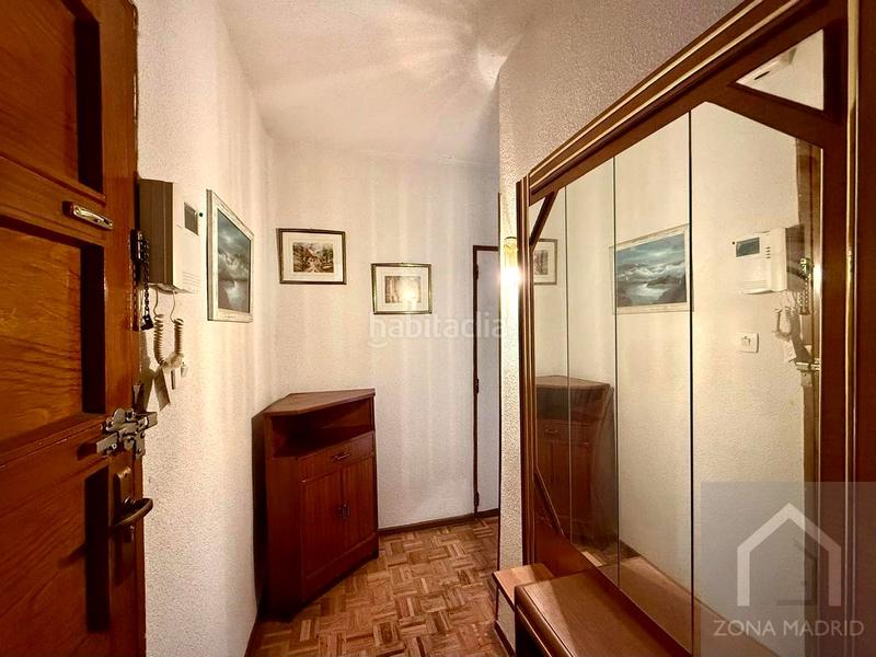 Foto aeaeaf2f-2e98-4b3f-9930-b0382471ac46. Piso zona real estate, vende en exclusiva espectacular piso séptima planta muy luminoso en Madrid