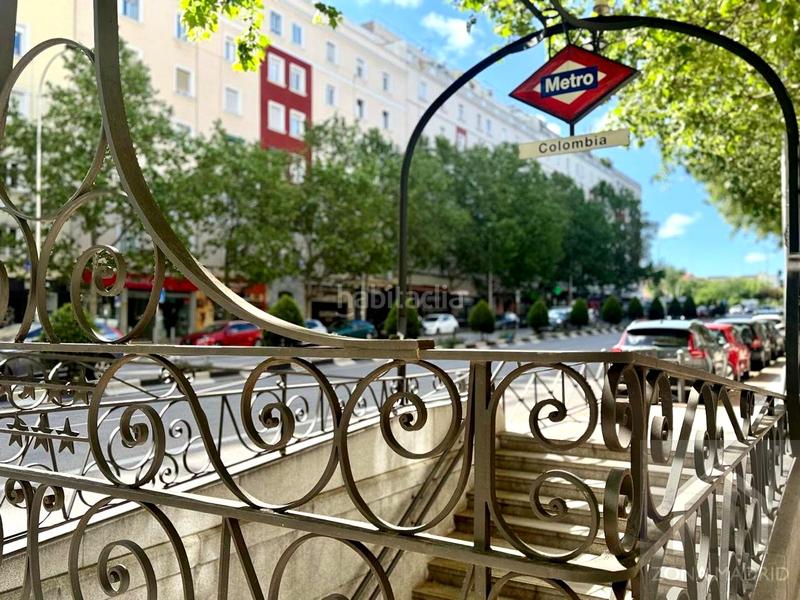 Foto f21181ce-532e-4ed1-a29c-55af07ecfc3f. Piso zona real estate, vende en exclusiva espectacular piso séptima planta muy luminoso en Madrid