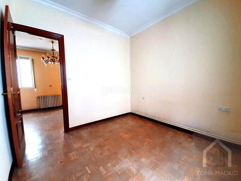 Foto d79adc92-3448-41ba-acd8-65fb83ee95e4. Etagenwohnung mit heizung in Chopera Madrid