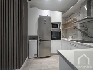 Planta baixa  Antonio folgueras. Zona madrid real estate vende piso de 2 dormitorios, exterior, r