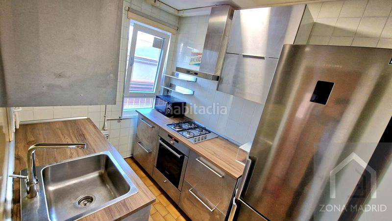 Foto ce6f5dd1-3c5f-4fc4-8ffd-cf8941173977. Alquiler piso zona real estate alquila en Cuatro Caminos - Azca Madrid