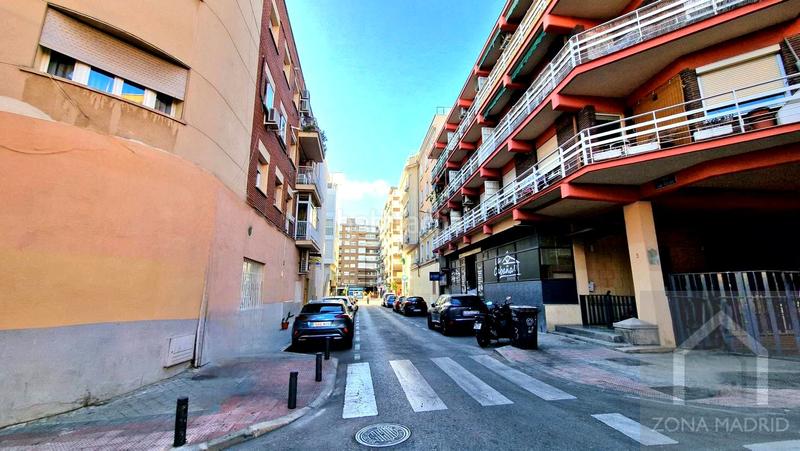 Foto 69bb05a0-4d8e-4f64-a084-14a0db0cace2. Appartement avec parking dans Castillejos-Cuzco Madrid