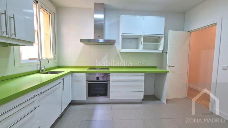 Foto 4d75e5f7-dc64-4cec-87ed-b9c7f263cd53. Etagenwohnung in Bellas Vistas Madrid