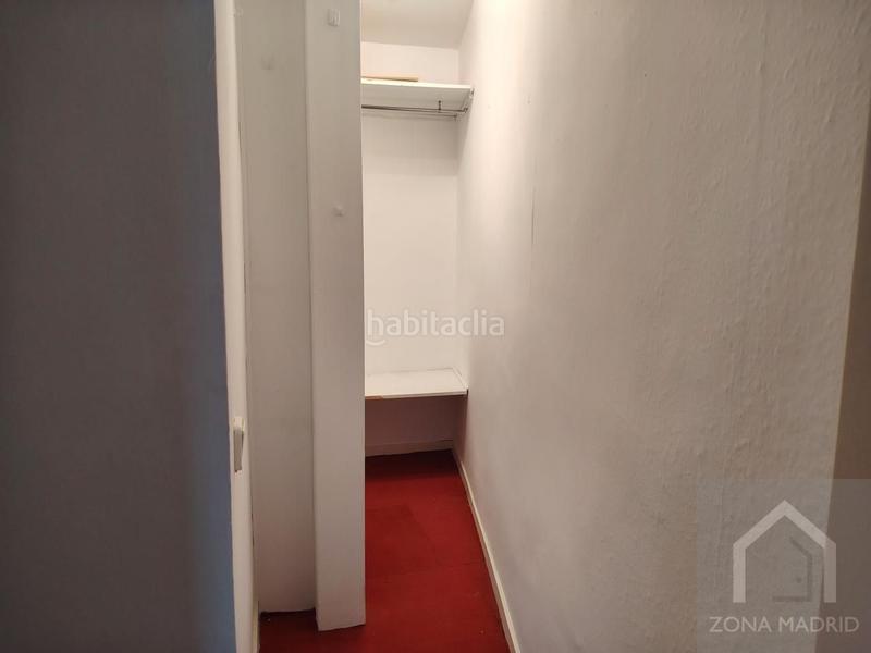 Foto af034a98-5ba8-465e-8d1b-a3c29a6e51c8. Location appartement avec parking dans Jerónimos Madrid
