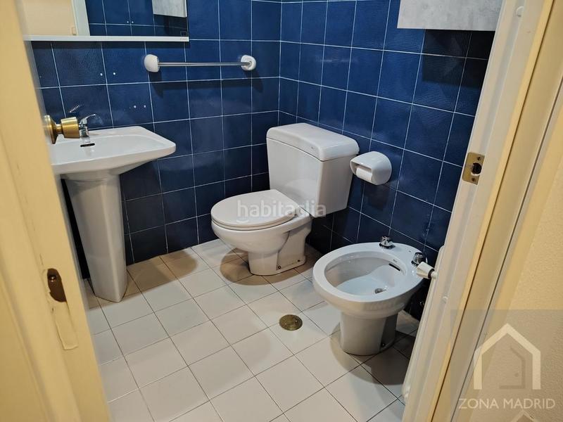 Foto ea5d9798-f293-4c71-9dd8-c997a1a6e5e5. Location appartement avec parking dans Jerónimos Madrid
