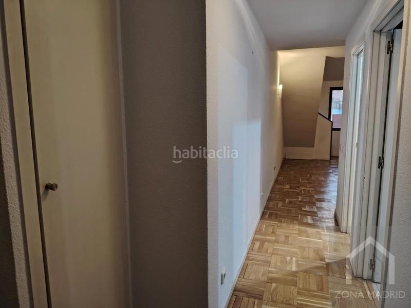Foto 4147740b-e92f-427d-9af1-896e353298e4. Rent flat with parking in Jerónimos Madrid