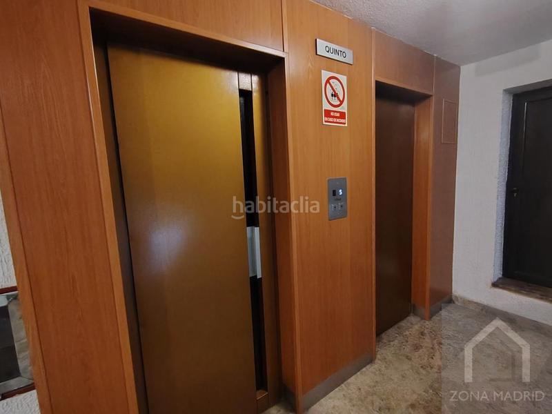 Foto 6f48269a-576e-4fe7-90cc-06c33dbf2520. Rent flat with parking in Jerónimos Madrid