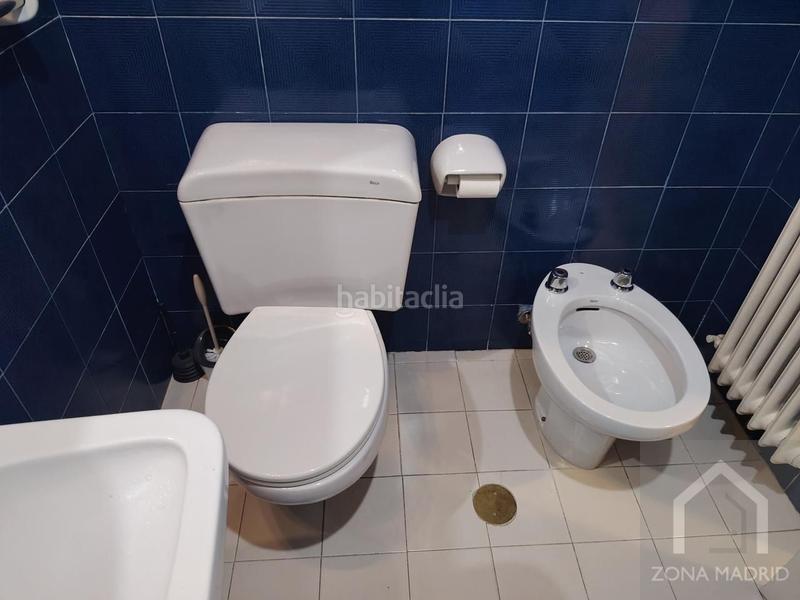 Foto ca60ec35-1f0f-4048-be78-3224cc6ca005. Rent flat with parking in Jerónimos Madrid