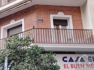 Car parking in De Navarra