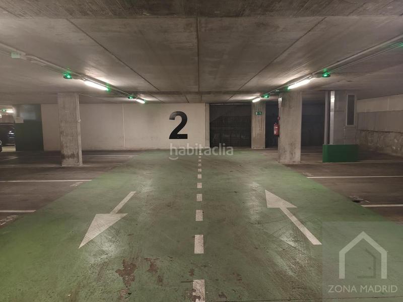 Foto 7d8cbcd4-0350-4451-945b-8ad150a0d721. Lloguer aparcament cotxe a Lista Madrid