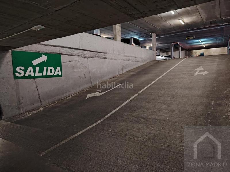 Foto 322f684a-e949-4af0-b3b9-83a0a741e8ad. Location parking voiture dans Lista Madrid