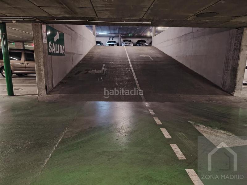 Foto 3556cfb9-96be-4b11-93f7-bfee4a1ee2c7. Location parking voiture dans Lista Madrid