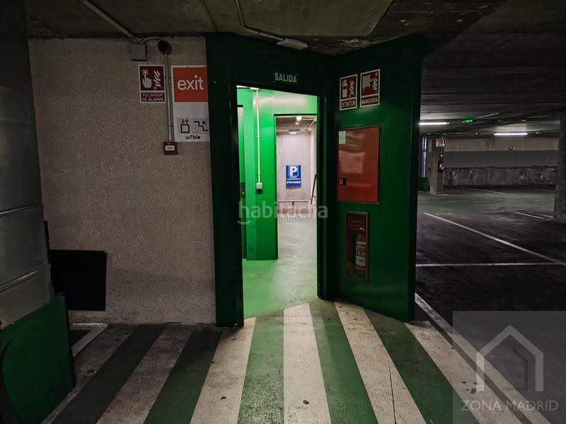 Foto bbfebadf-fb5b-4251-9838-c31b3bdae02e. Location parking voiture dans Lista Madrid