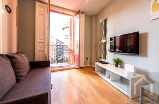 Estudi  De concepción jerónima. Zona madrid real estate vende estudio reformado en el corazón de