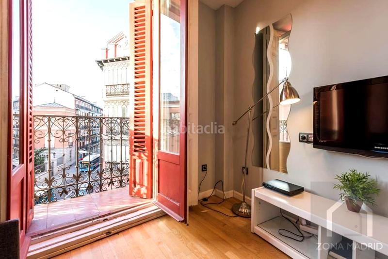 Foto 0ea89220-fb54-41f1-97ef-b46ea059581b. Appartement dans Sol Madrid