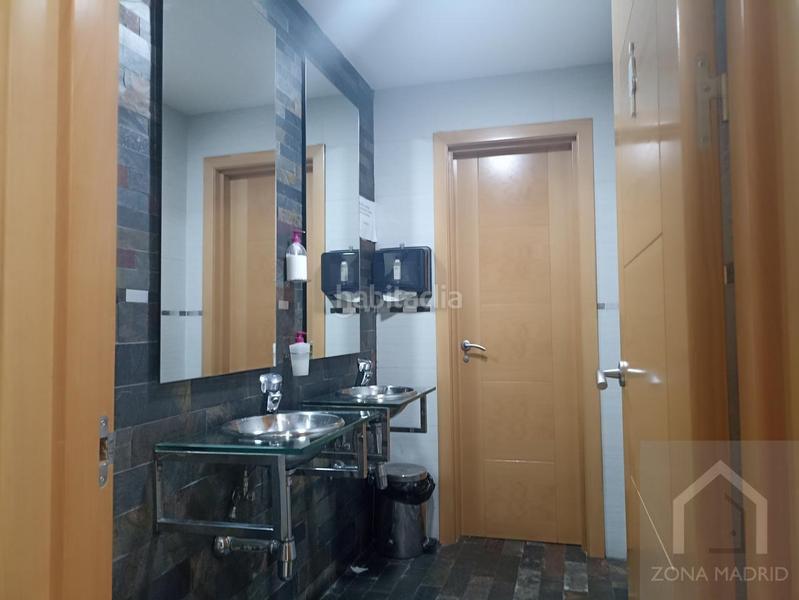 Foto 1f0a47bb-c30a-4f82-ba13-ee547a8ba19f. Building in San Diego Madrid