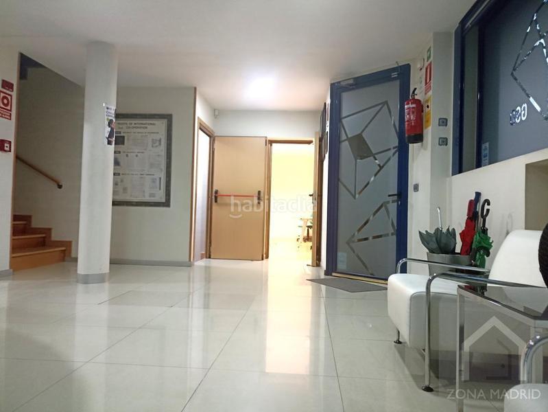 Foto 8810d8e1-3353-49c5-aa1f-396d9bee8c50. Building in San Diego Madrid