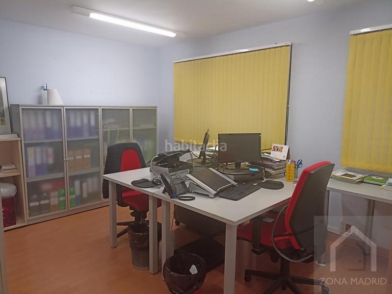 Foto c5f2dc3d-f21a-4a7c-a2ad-e0abffda8a7f. Building in San Diego Madrid