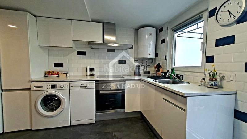 Casa zona vallecas, vende en exclusiva casachalet reformado. en Madrid - Imagen 17