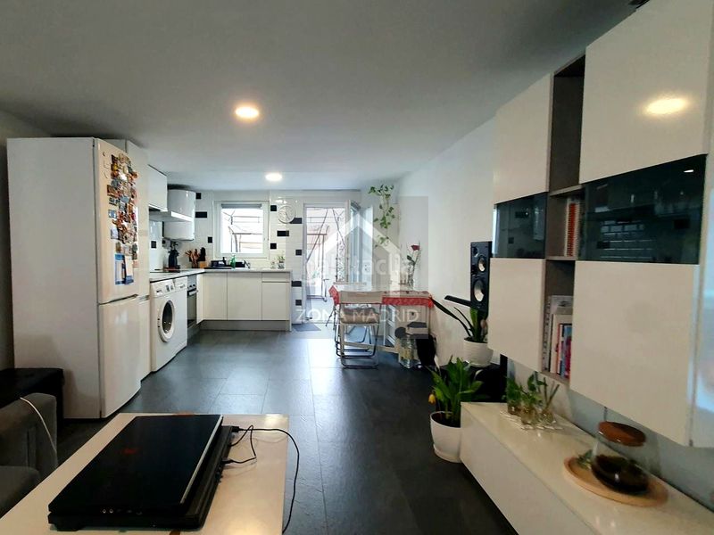 Casa zona vallecas, vende en exclusiva casachalet reformado. en Madrid - Imagen 6