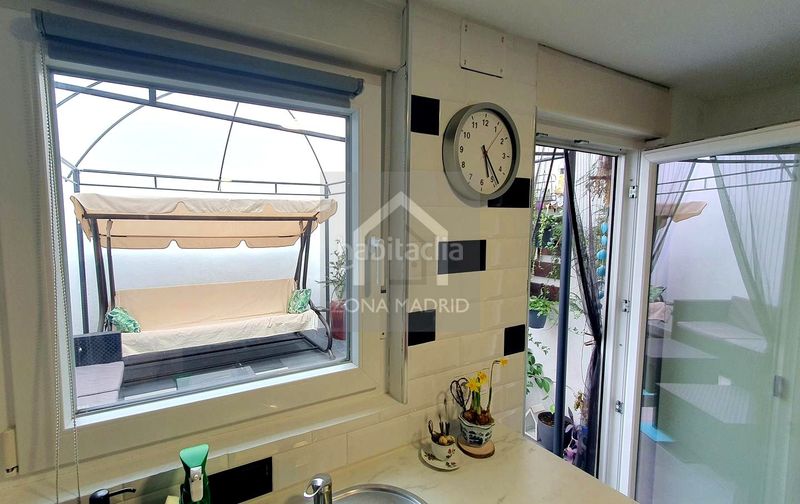 Casa zona vallecas, vende en exclusiva casachalet reformado. en Madrid - Imagen 18