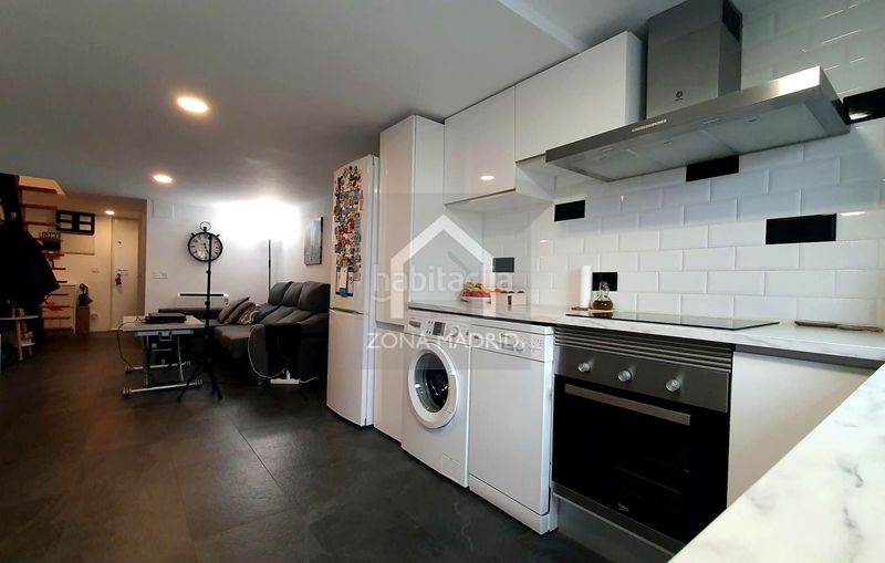 Casa zona vallecas, vende en exclusiva casachalet reformado. en Madrid - Imagen 11