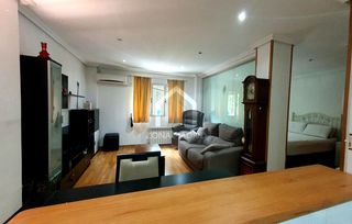 Miete Etagenwohnung  Del mediterráneo. Zona madrid servicios inmobiliarios alquila piso de dos dormitor