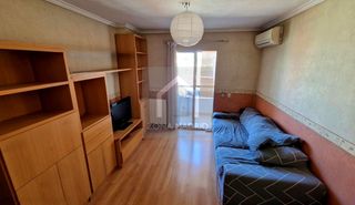 Pis  De ribadavia. Zona madrid vende piso exterior muy luminoso!