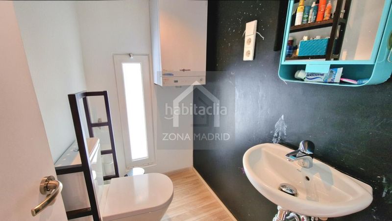 Foto cb3f7e3a-d0d6-4412-a6d4-ede2c4cf6e33. Pis a Bellas Vistas Madrid