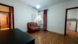 Pis  Avenida de san diego. Zona madrid vallecas vende en exclusiva vivienda exterior con as