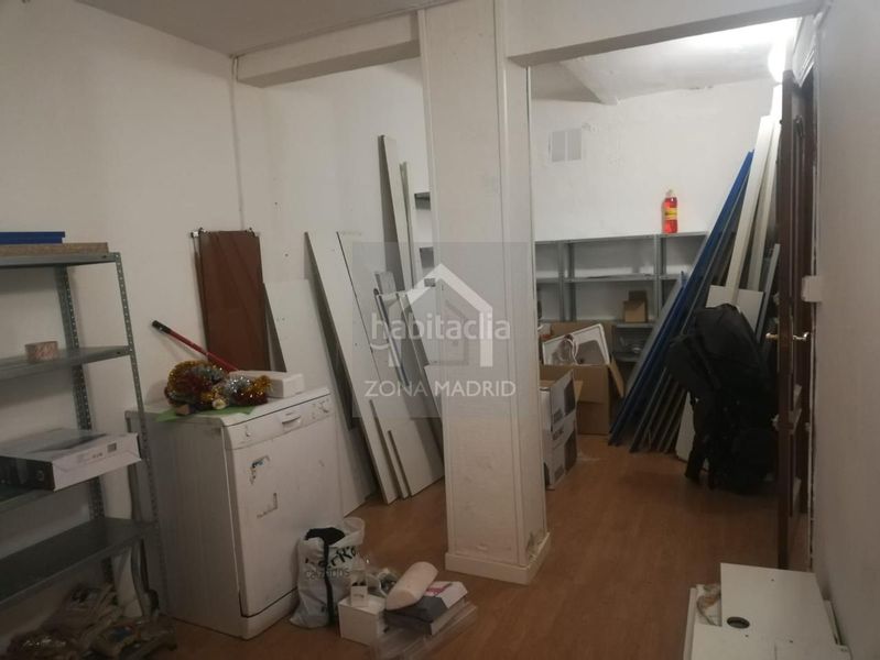 Foto 21f4be75-8609-41fd-8a1a-73826fe35c3a. Local comercial a Numancia Madrid