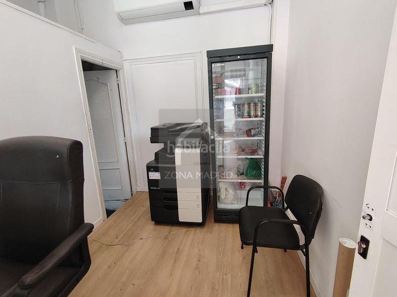 Foto 2f2c22e3-3c89-428e-a740-51c261f0f23e. Local comercial a Numancia Madrid
