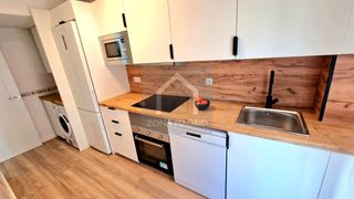 Etagenwohnung  De gonzalo de berceo. Zona madrid reai estate vende duplex exterior con dos terrazas.