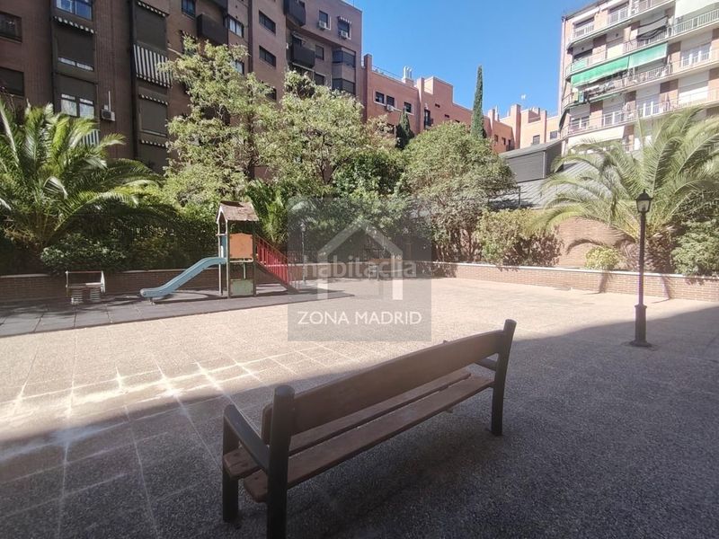 Foto 5056a0ca-8027-4b95-b584-74f0383e6cd0. Pis amb aparcament a Acacias Madrid