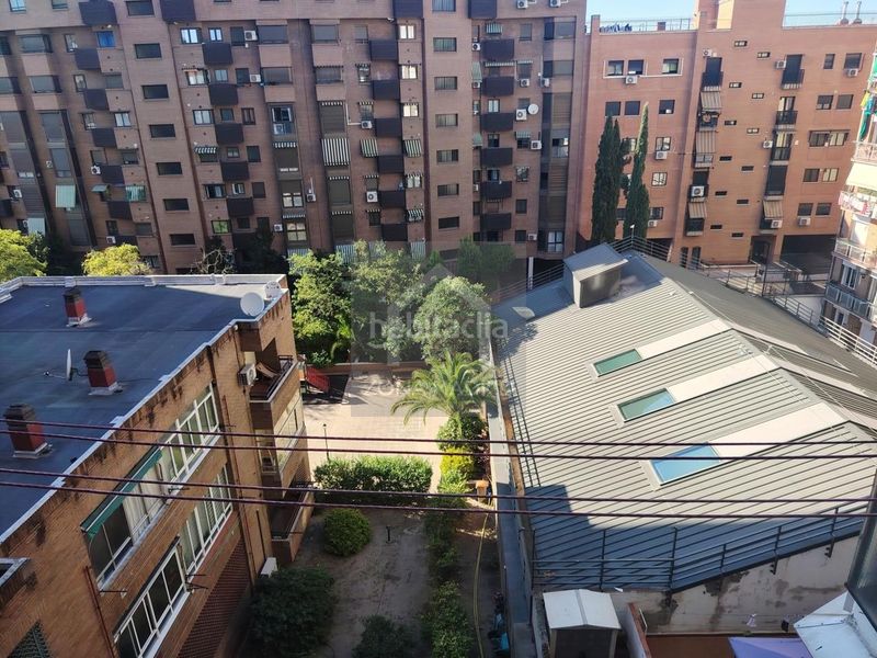 Foto a7393084-f746-4783-8b38-bfea2656fb9f. Pis amb aparcament a Acacias Madrid