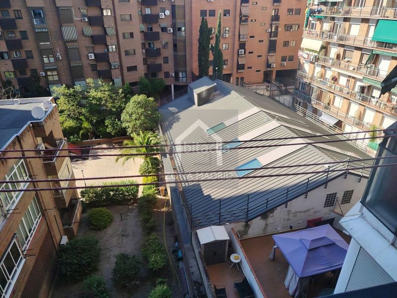Foto a99d9347-2309-423a-b098-99a0e94984cd. Pis amb aparcament a Acacias Madrid