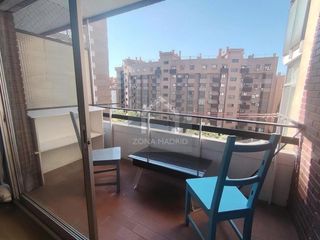 Appartamento  Calle san anastasio. Zona madrid real estate vende espectacular vivienda exterior de