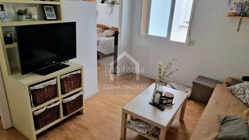 Foto 6bd835b7-ba11-4ecc-b6cf-76492abc35e5. Pis a Bellas Vistas Madrid
