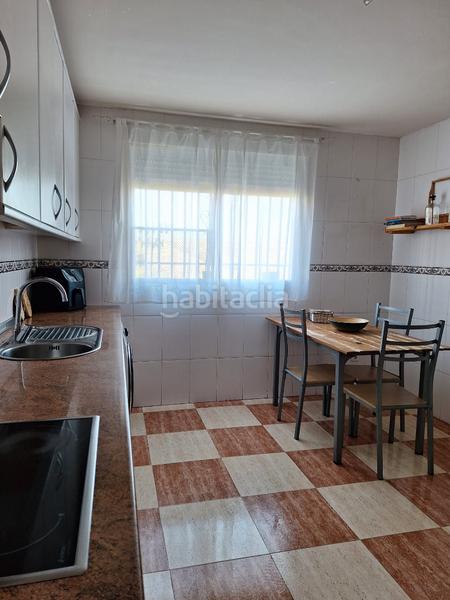 Foto 7702c695-819f-4904-a4af-61ab4be9a7e5. Casa adossada amb xemeneia calefacció aparcament a Novés