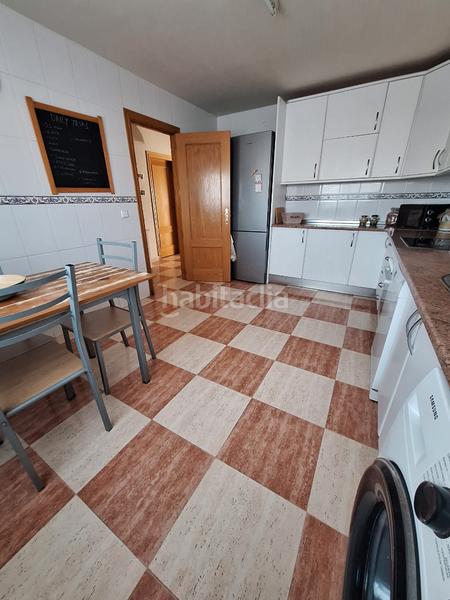 Foto bc605057-6462-4ff3-ad00-5bb112d4bf4b. Casa adossada amb xemeneia calefacció aparcament a Novés